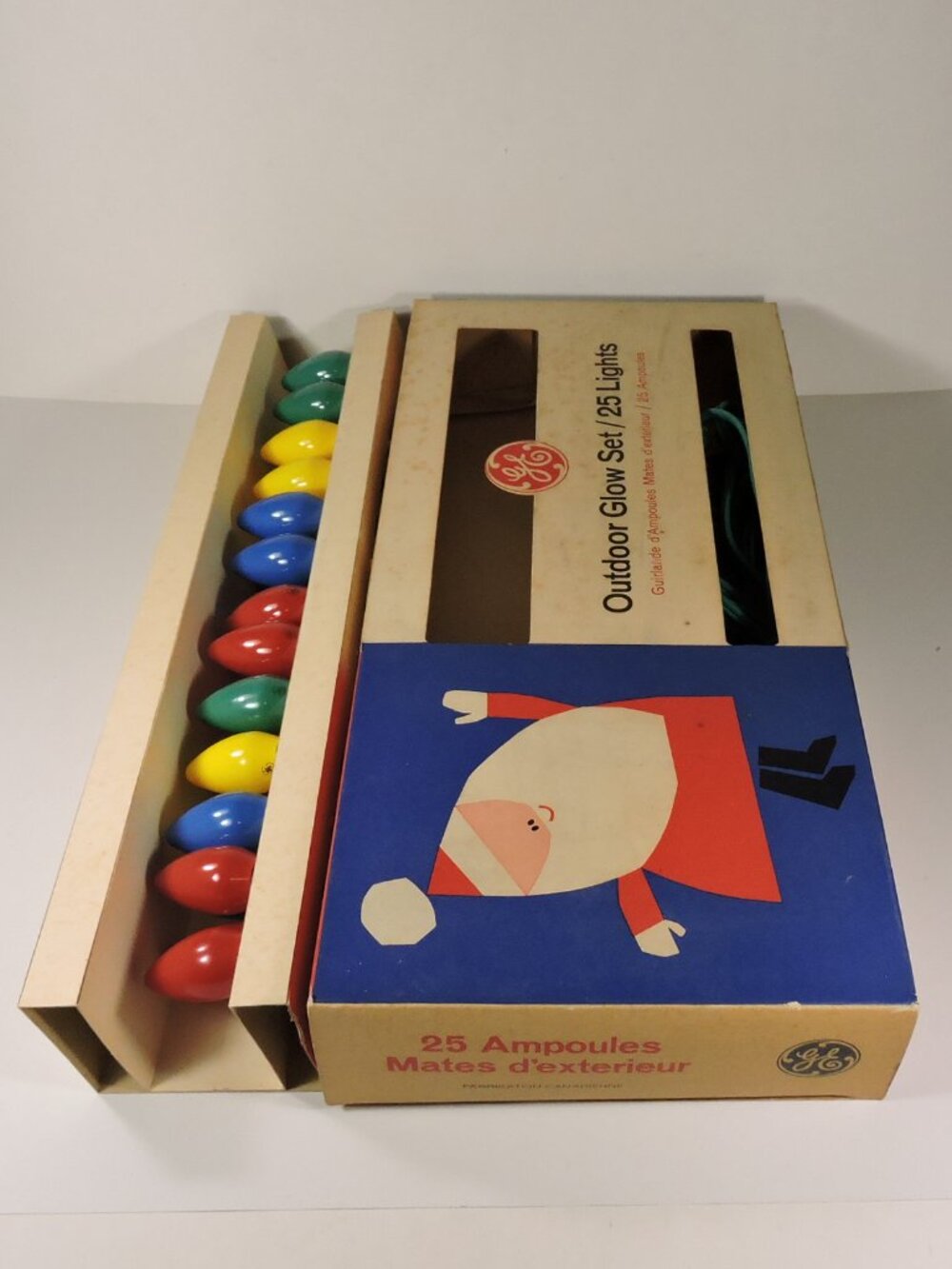 Vintage GE Outdoor Glow Set - Christmas Lighting 25 Lights - 1980's Canada